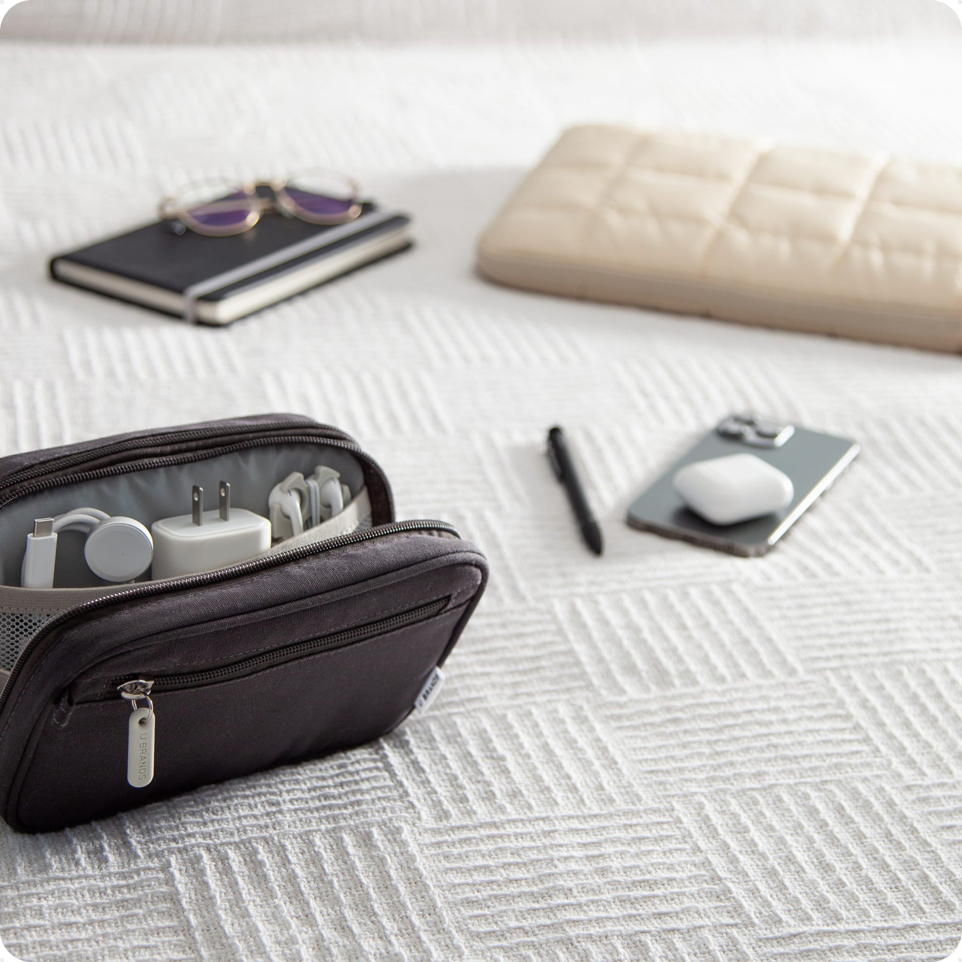 Black Color, 8X5X2 Size, 7355U01-12